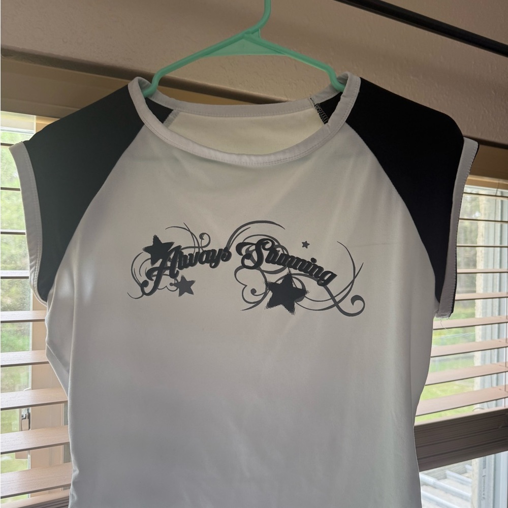 SHEIN Black and White Graphic Crop Top